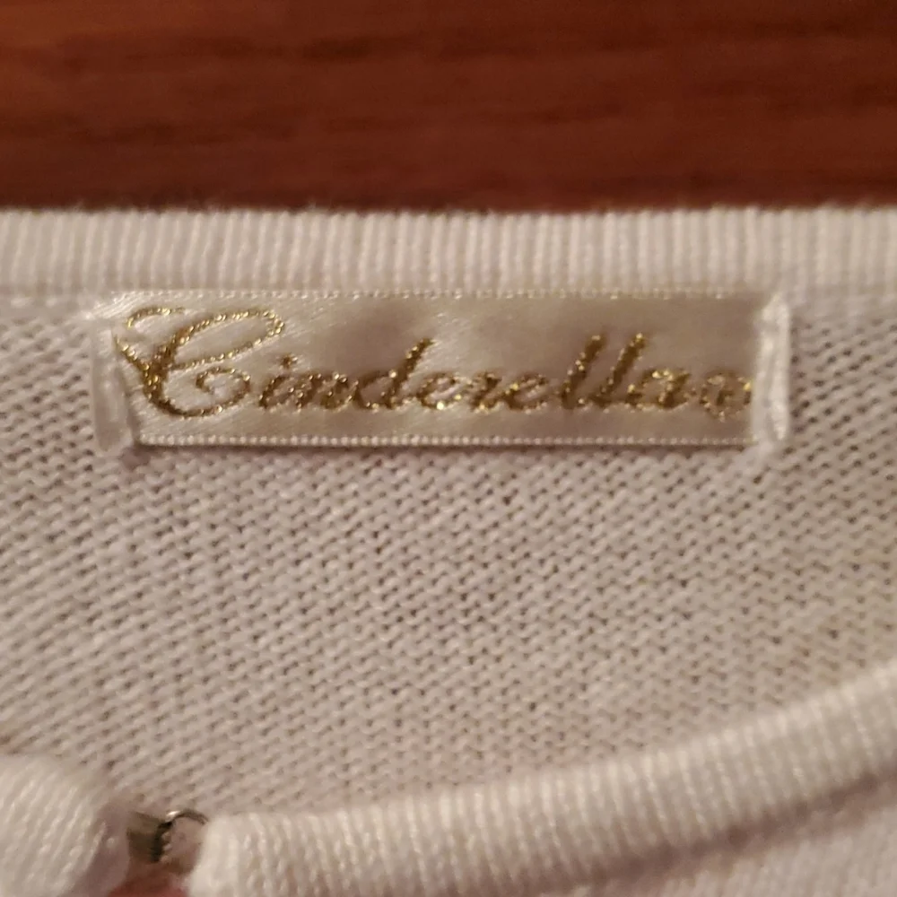 Girls white cropped long sleeve sweater - Picture 3 of 4